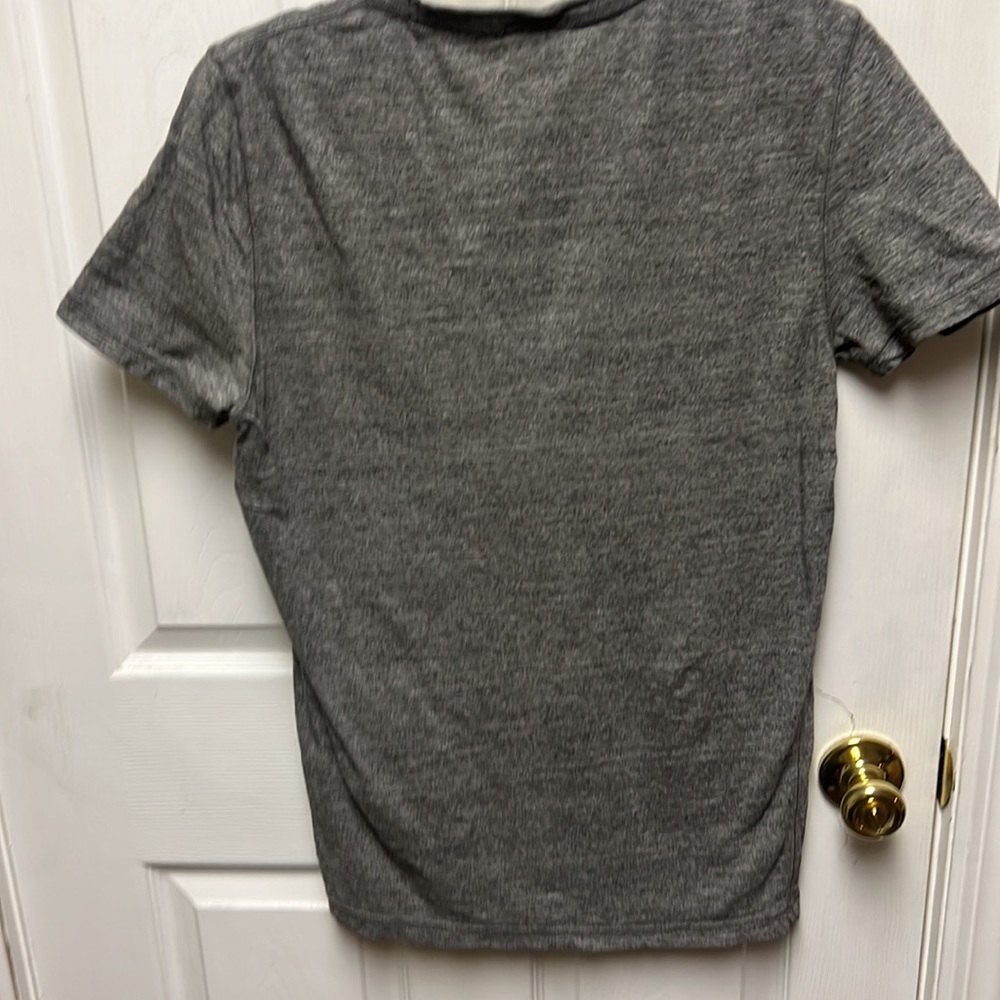 American Eagle outfitters S small men athletic fit tee gray 100% cotton - Picture 2 of 3